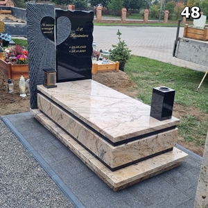 1 nagrobek pojedynczy